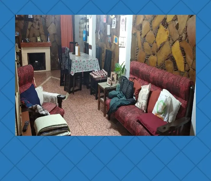 Foto del living de la casa en alquiler